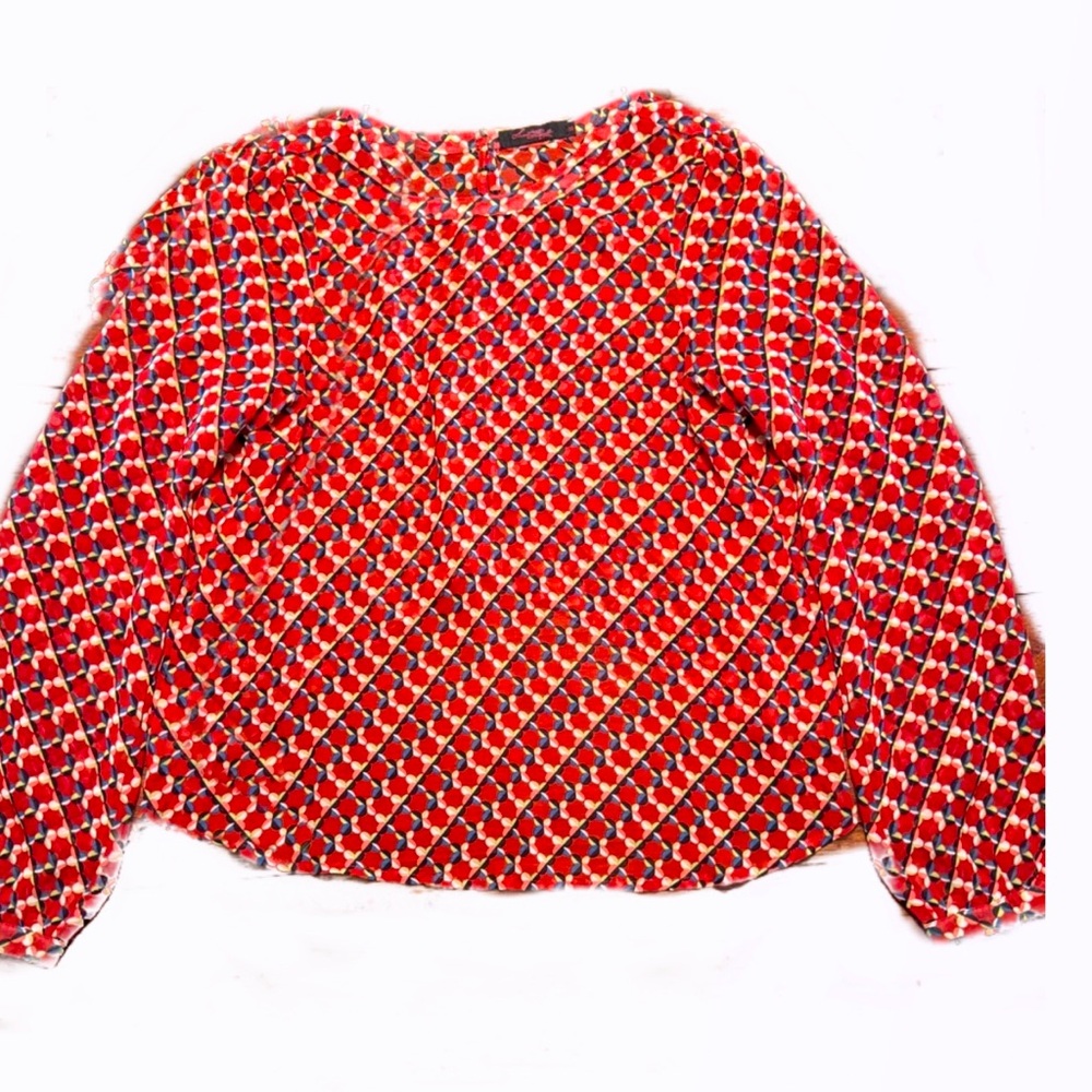 Sweet Romance Geometric Red and White Women's Top High/Low Size Medium